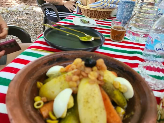 Un tajín en la mesa
